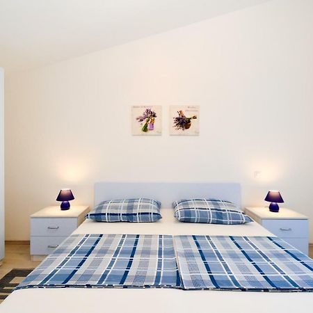 Apartment Mit- Mir Fondole المظهر الخارجي الصورة