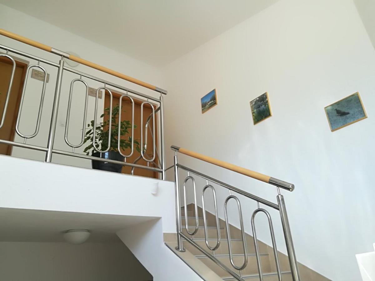 Apartment Mit- Mir Fondole المظهر الخارجي الصورة