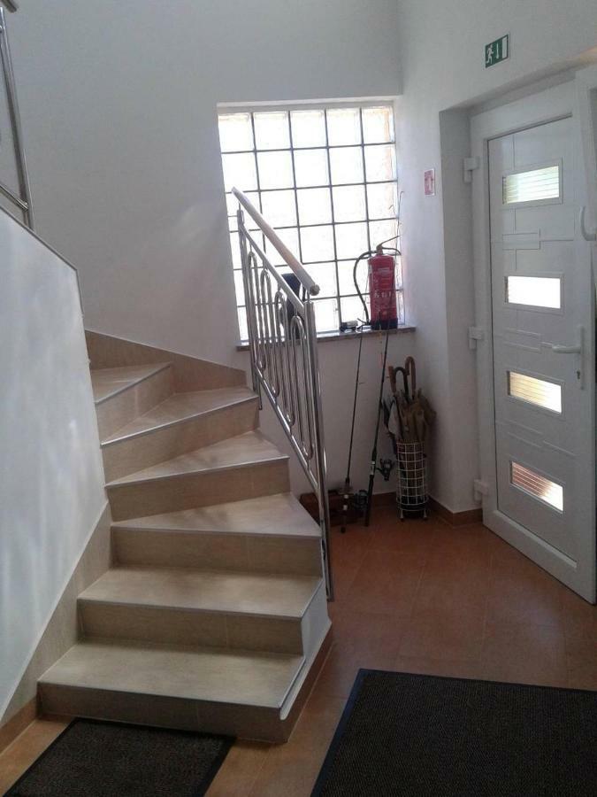 Apartment Mit- Mir Fondole المظهر الخارجي الصورة