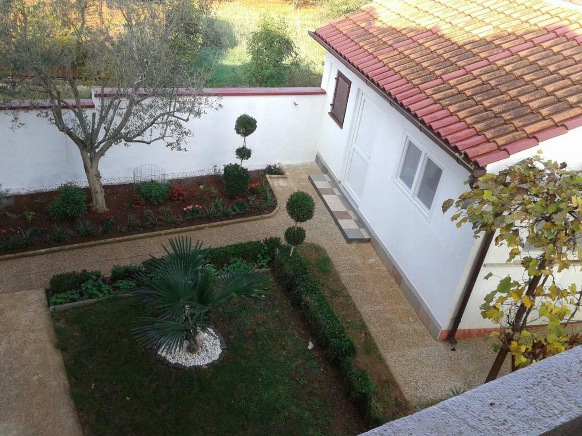 Apartment Mit- Mir Fondole المظهر الخارجي الصورة