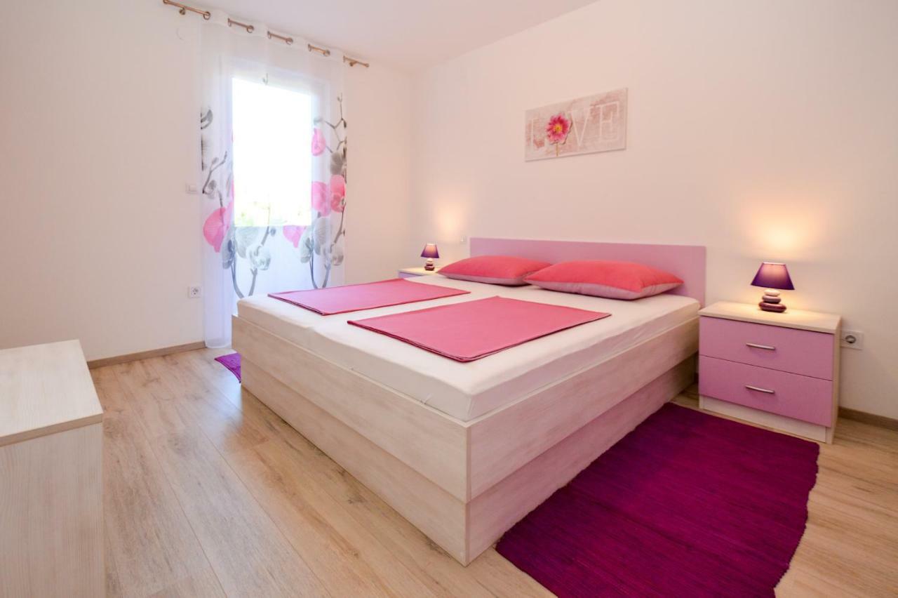 Apartment Mit- Mir Fondole المظهر الخارجي الصورة