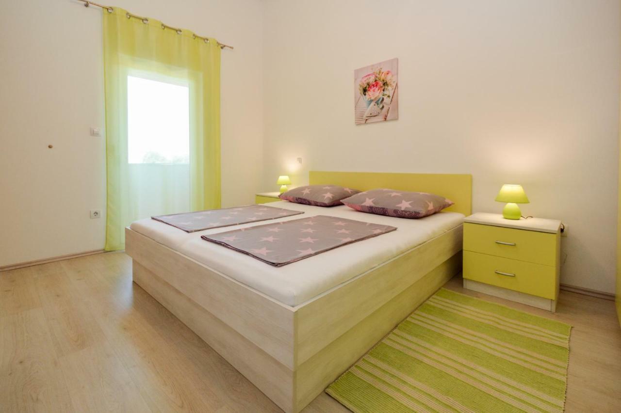 Apartment Mit- Mir Fondole المظهر الخارجي الصورة